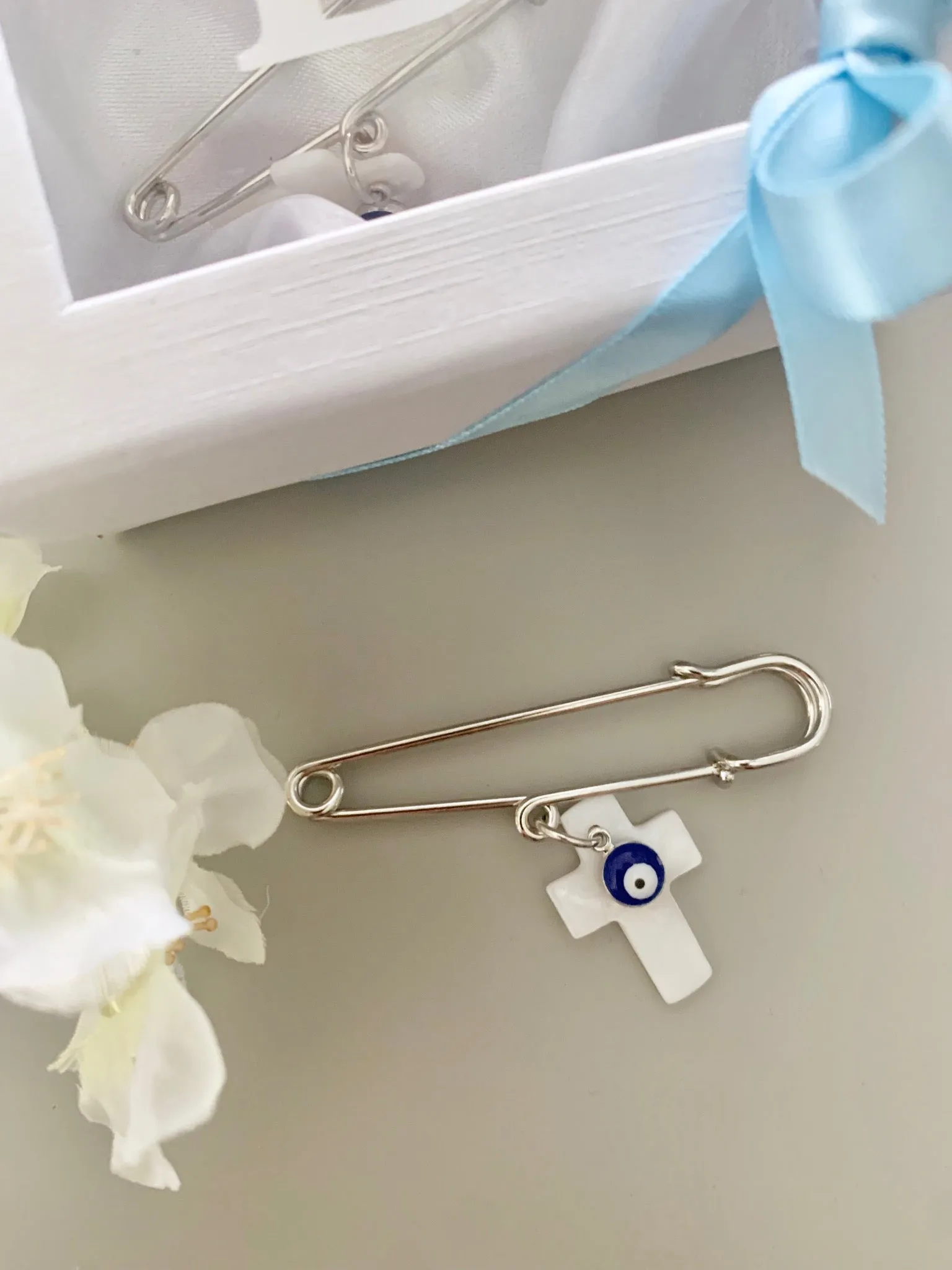 BABY PROTECTION PIN- Design 1