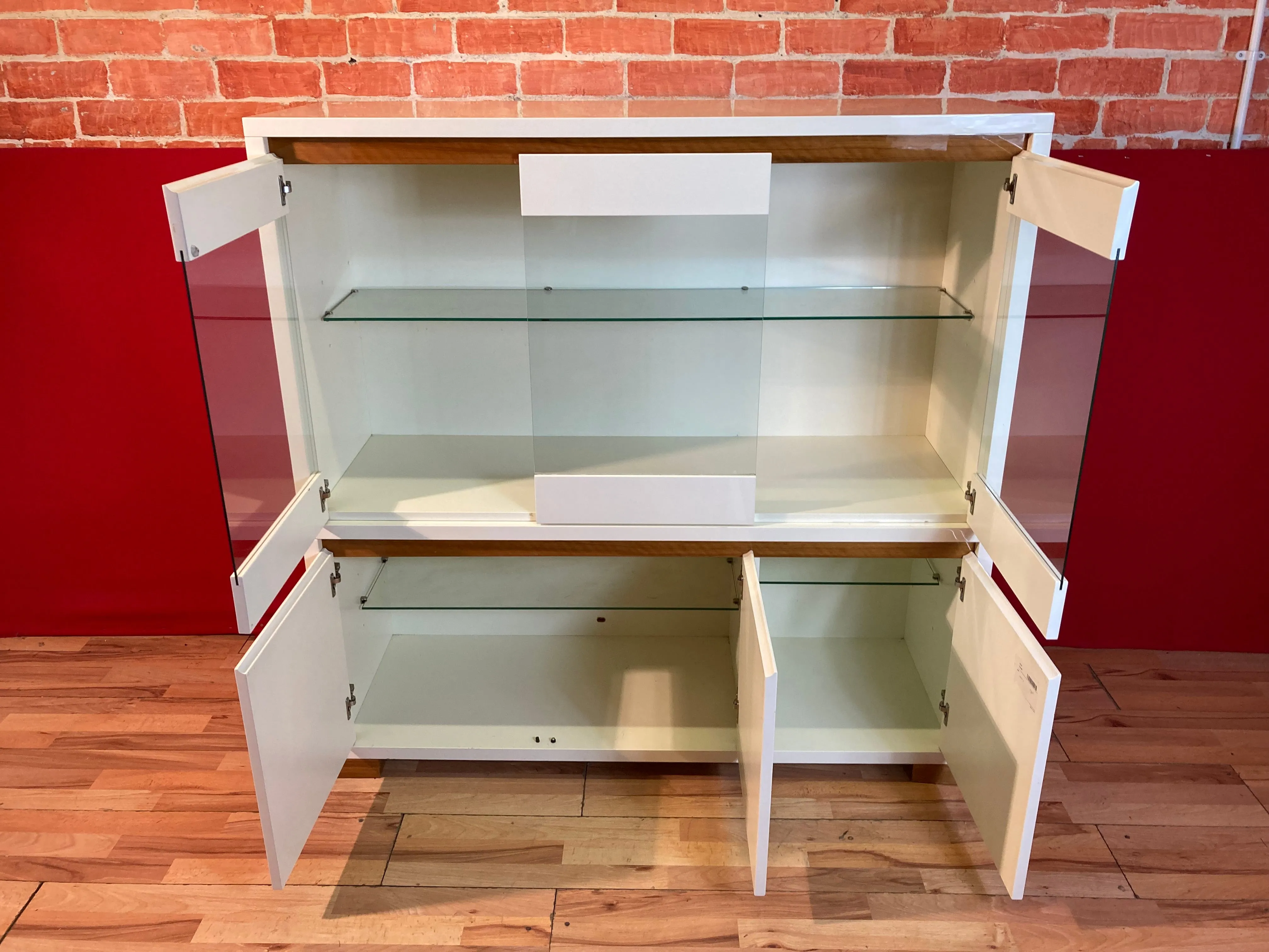 Casabella display cabinet