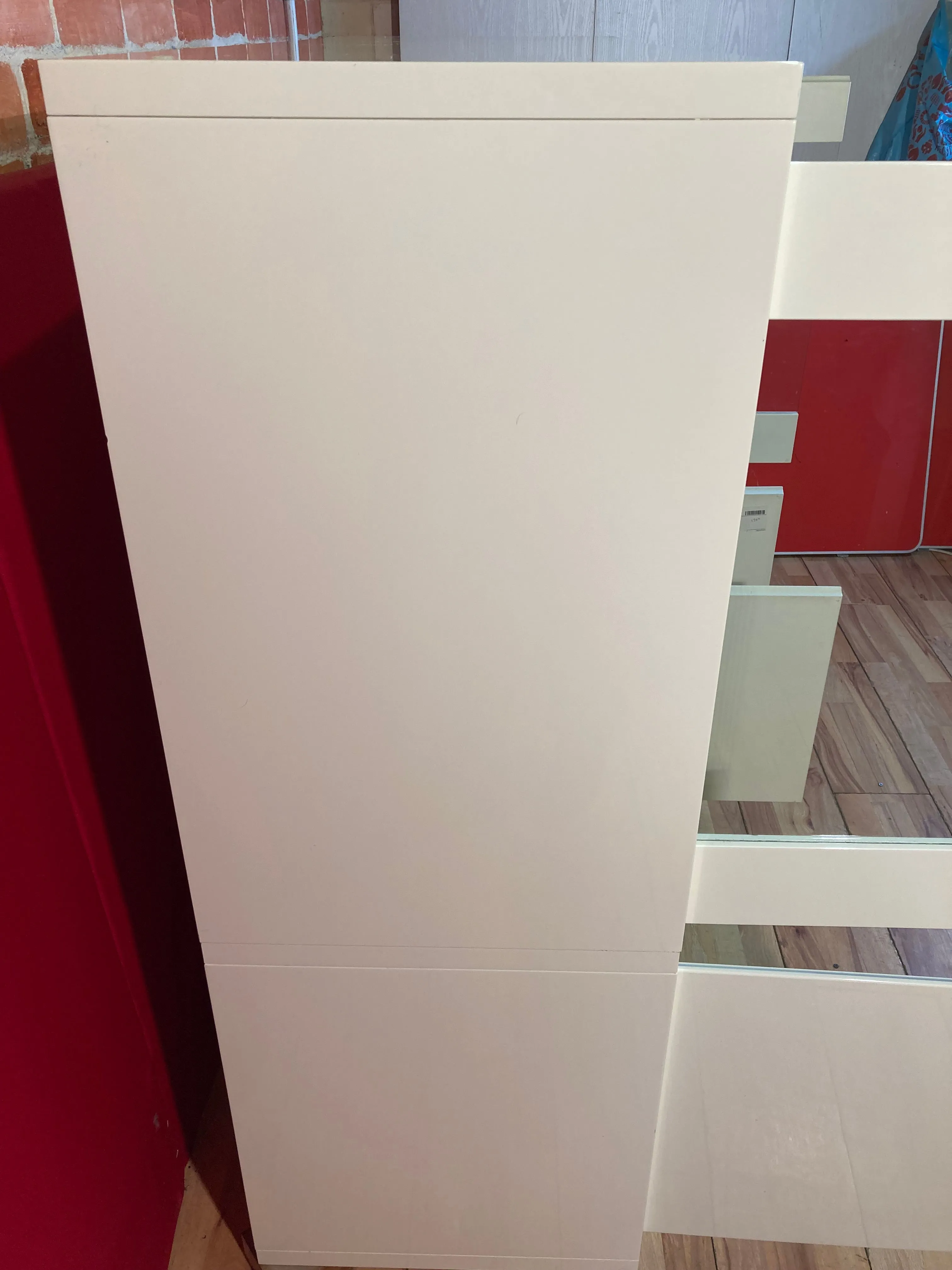 Casabella display cabinet