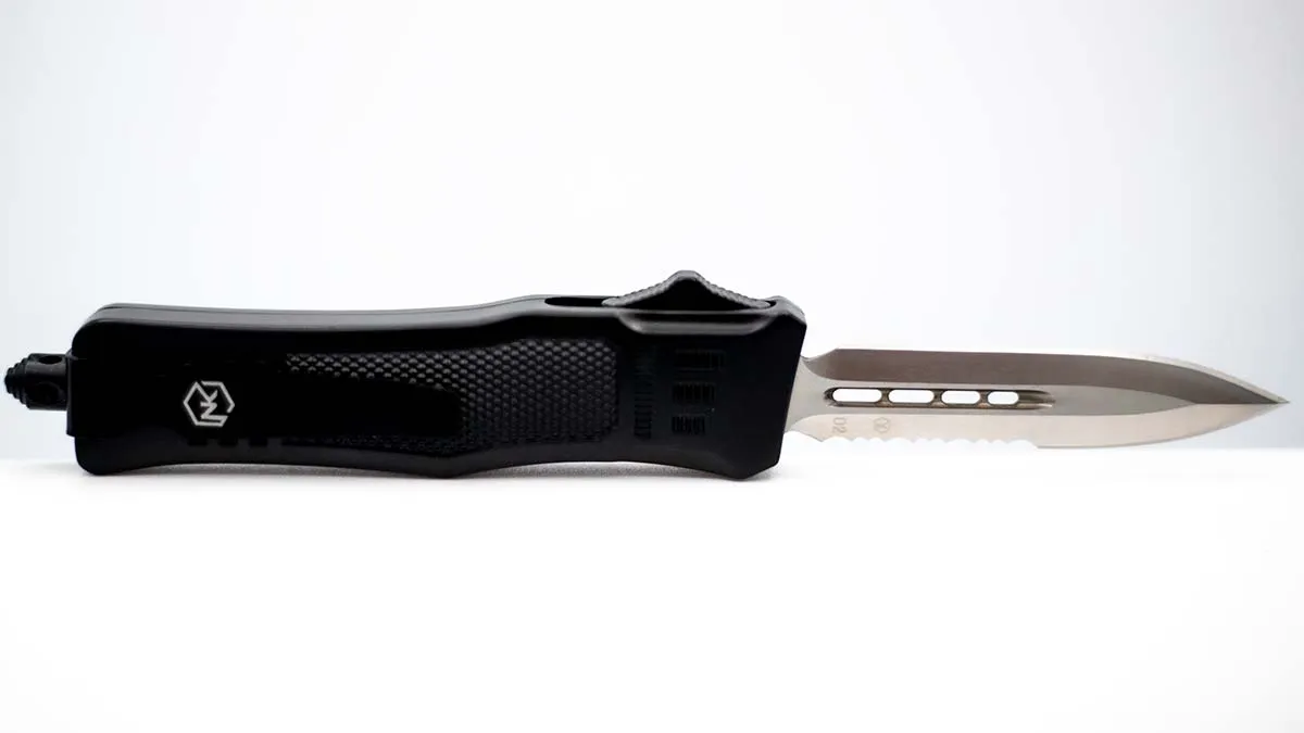 Griffin OTF - 2.75 Inch Blade