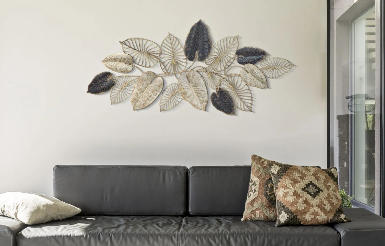 Metallic Leaf Bouquet Wall Decor