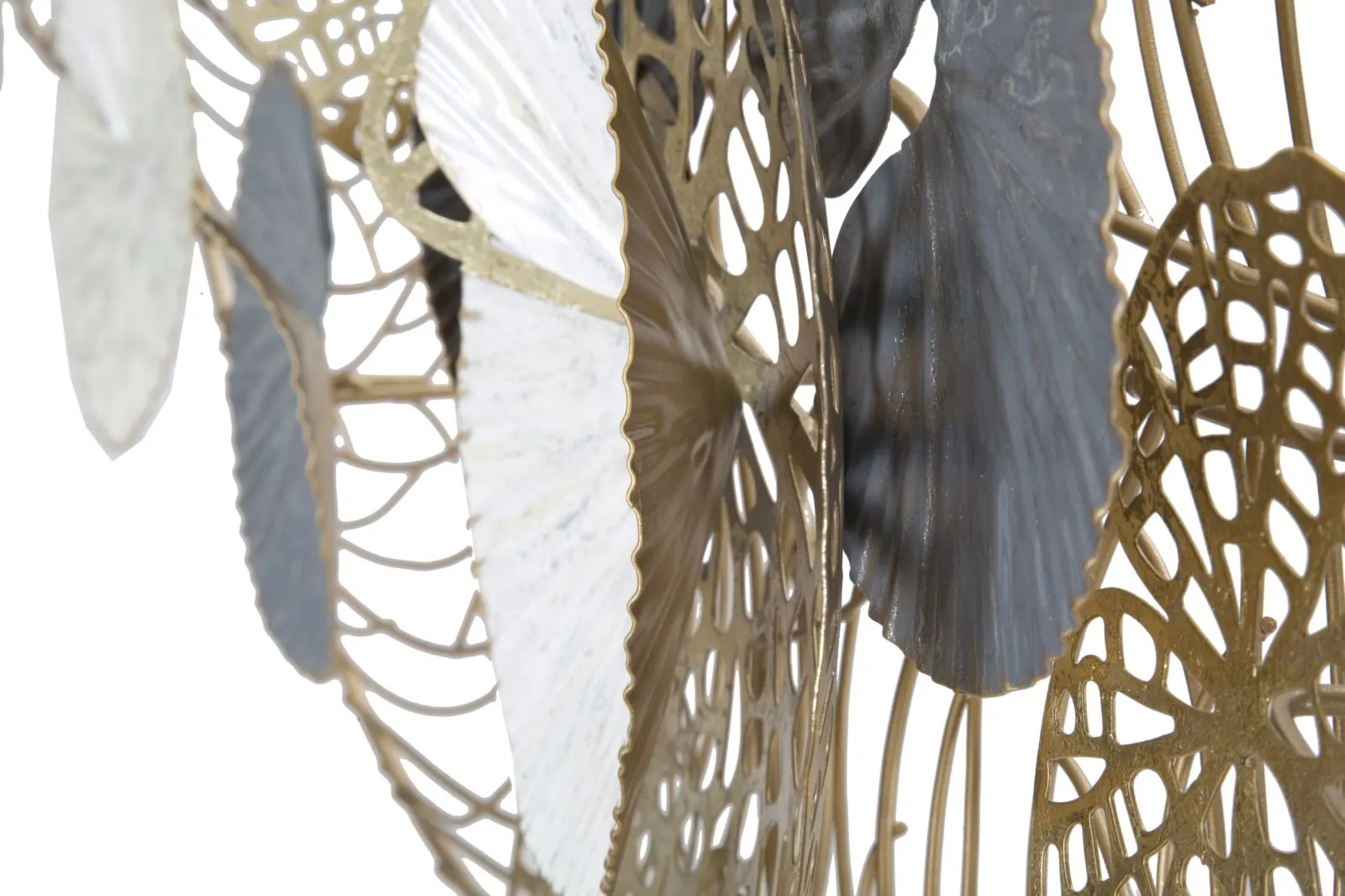 Metallic Levaes Wall decor