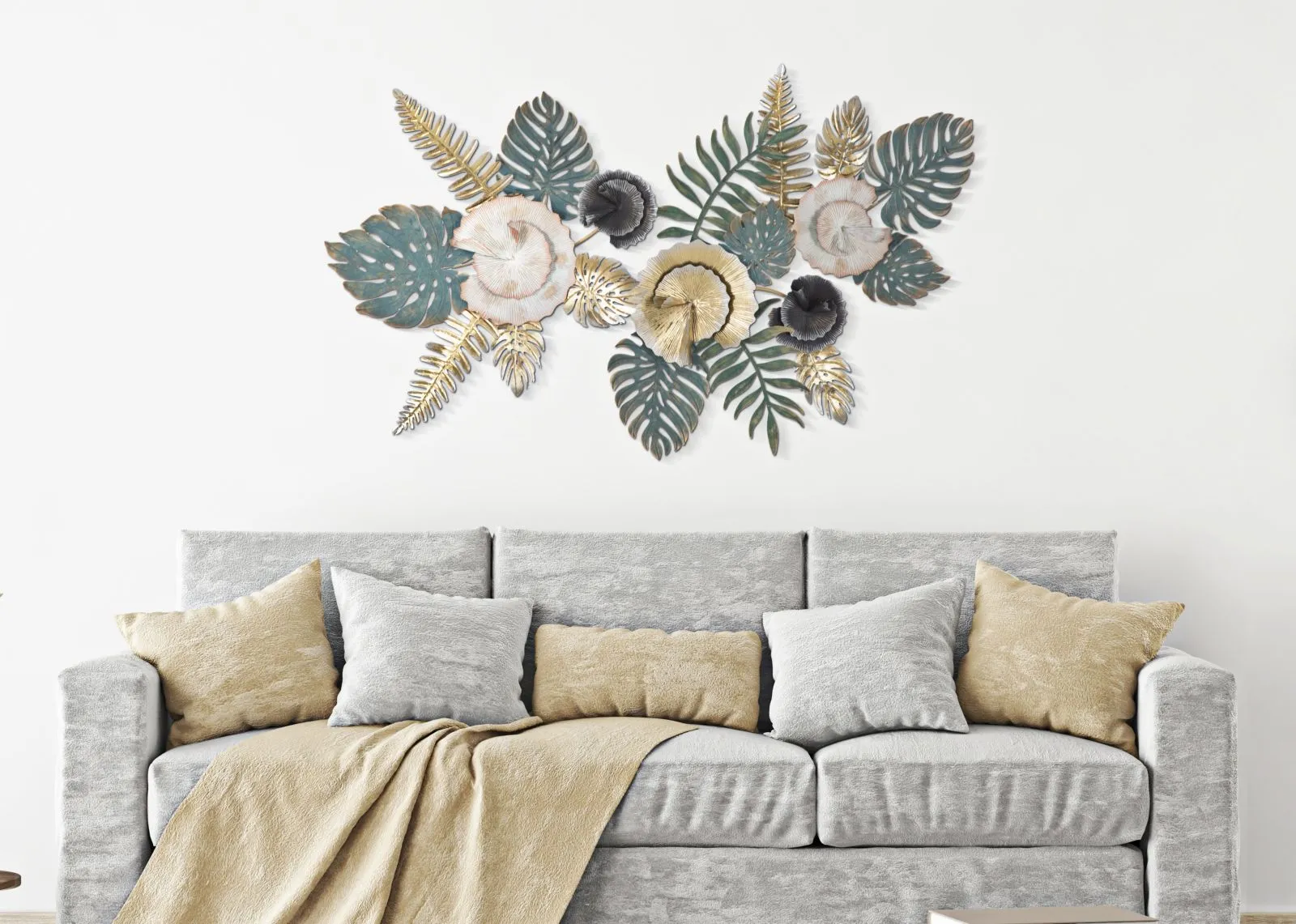 Metallis Palm Leaf & Flower Wall Decor