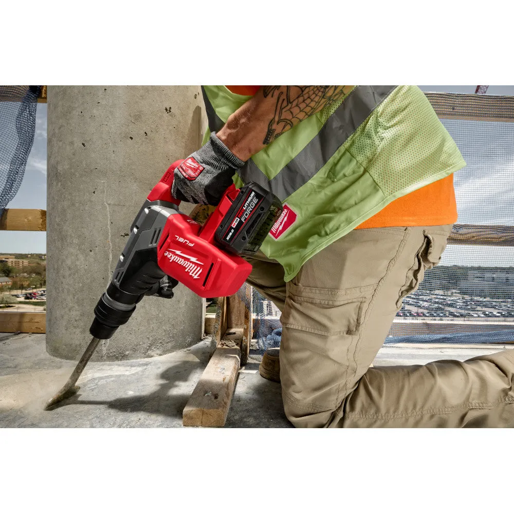 Milwaukee 2967-21B8F M18 FUEL 18V 1/2" Impact Wrench Kit w/ 8AH Forge Battery