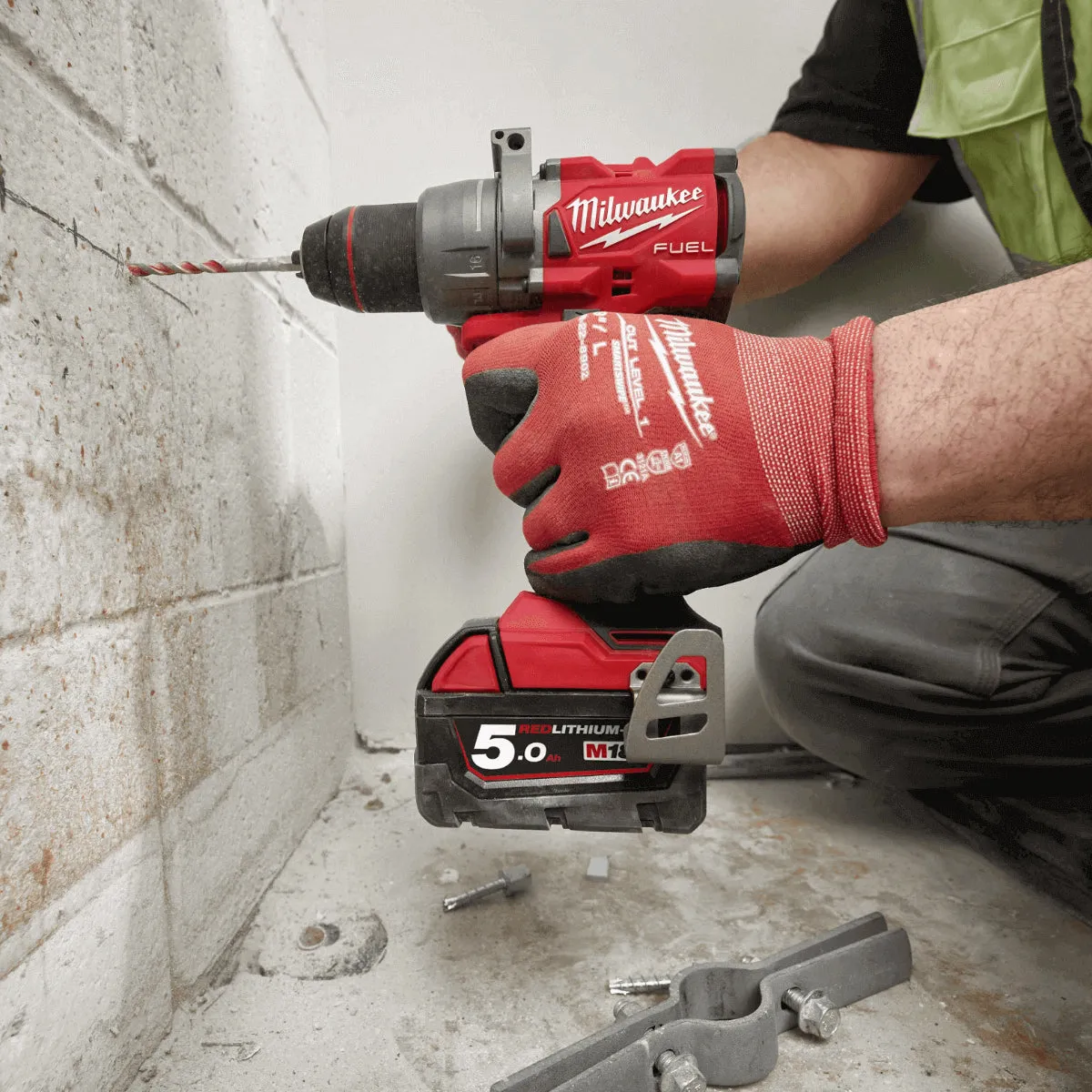 Milwaukee M18FPP2F3-502X 18V Fuel Combi Drill   Impact Wrench with 2 x 5.0Ah Battery Charger & Case 4933492641