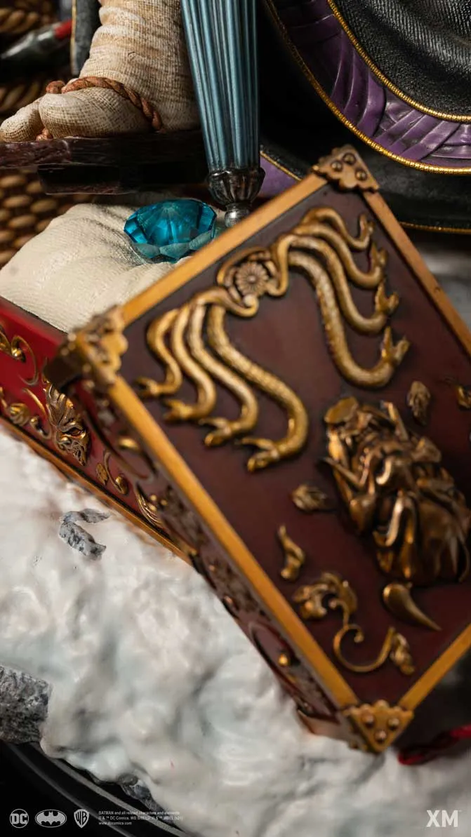 Penguin Daimyo (Samurai Series) 1/4 Scale Statue